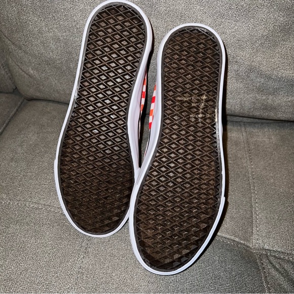 NWT Rainbow checkerboard slip on tennis shoe - Picture 5 of 7